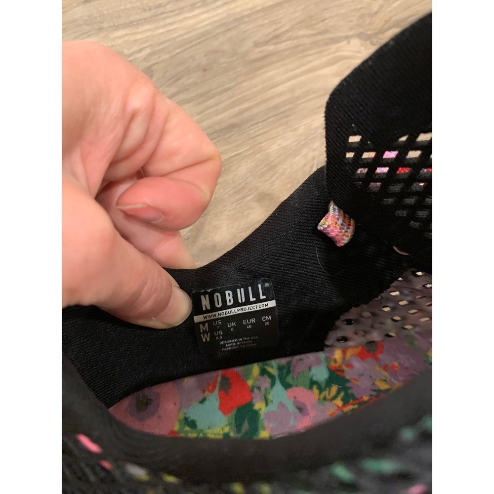 NOBULL Floral Mesh Runner 8.5W Synthetic Dopamine Athleisure Training Womens - Picture 2 of 8